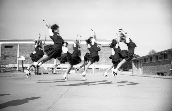 Cobb Cheerleaders (1965)